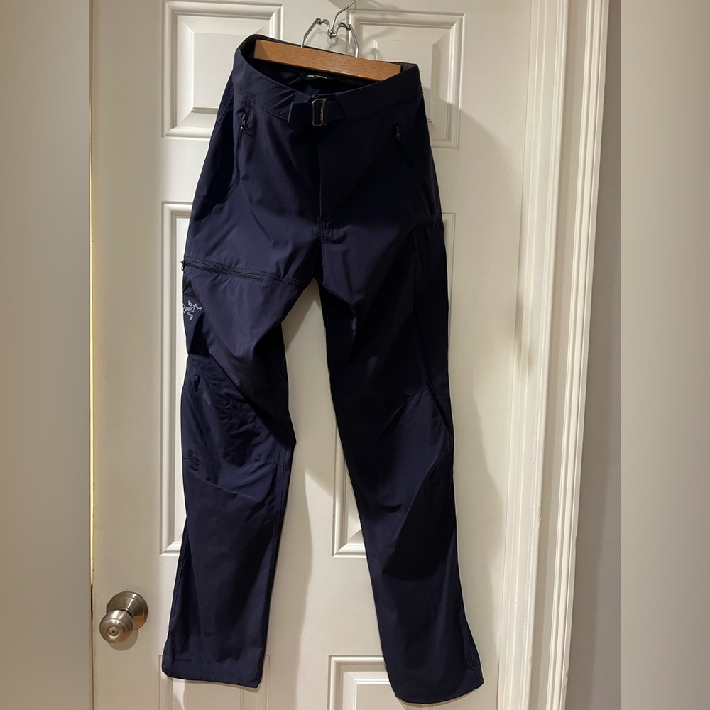 Arcteryx Gamma SL Pant Mens 28 Navy Lightweight Hiking Trekking Pants Belted